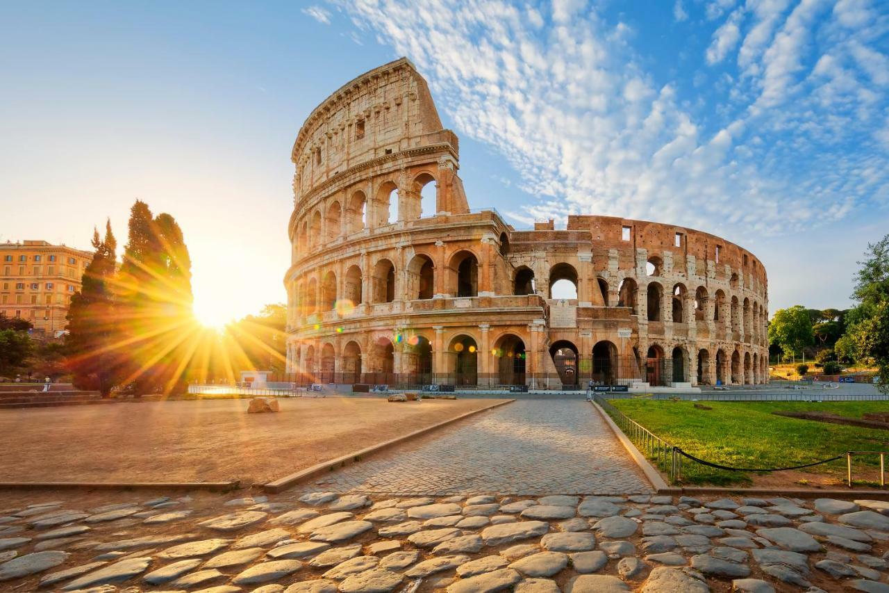 M Empire Roma Exterior foto